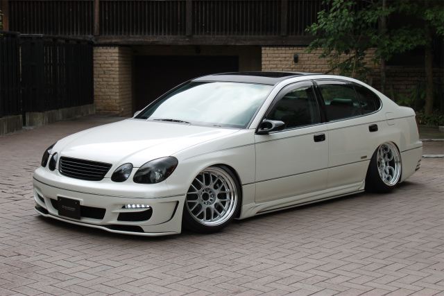 The featured car for today is a 1997 Lexus GS but known in Japan as Aristo