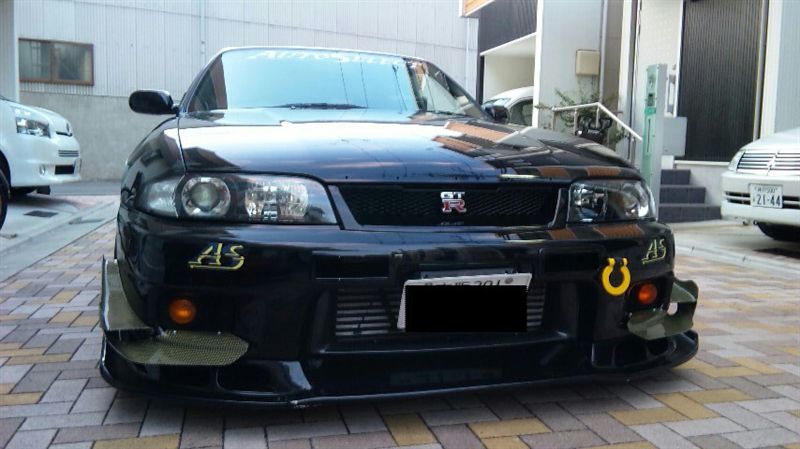 Here a bonus pic or another Auto Select R33
